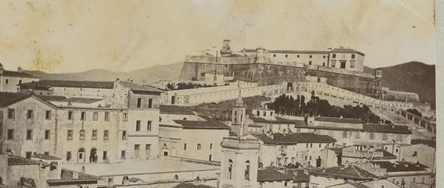 PAOLETTI_VALERIA_FONDO_TONIETTI_FC_ADME_031-pf centro forte stella