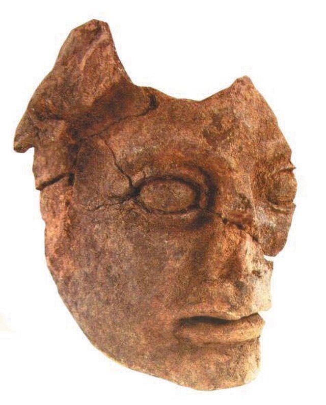 adme cc Testa_in_terracotta_da_Monte_Castello_(Elba)